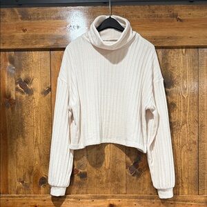 Altar'd State Chenille Oversized Cropped‎ Cream Colored Sweater Size Small